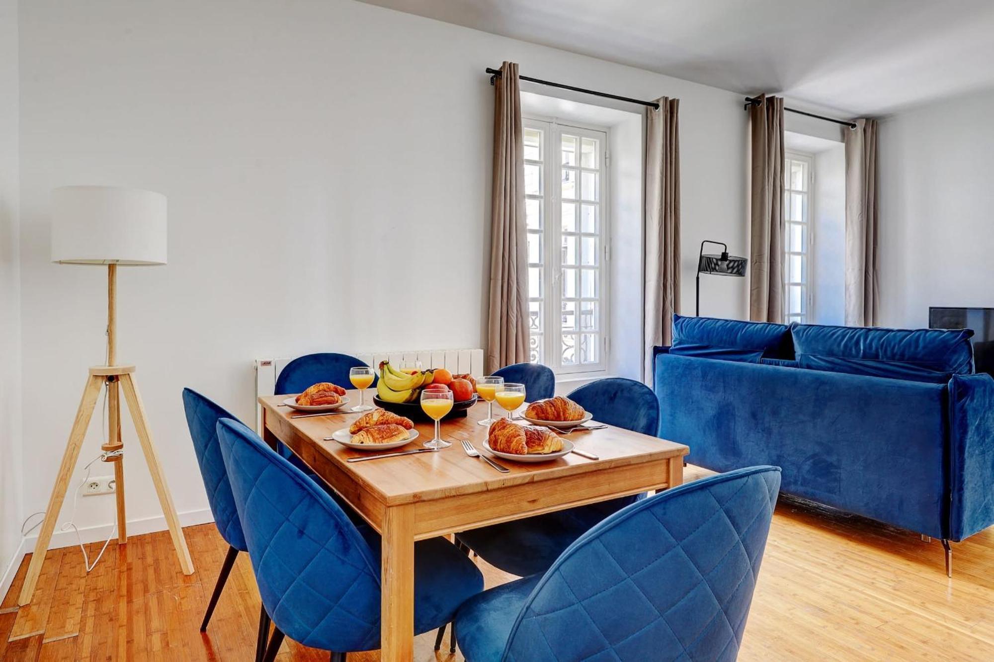 Champs-Elysees - 2Br With Balcony - Cityapartmentstay Paris Bagian luar foto