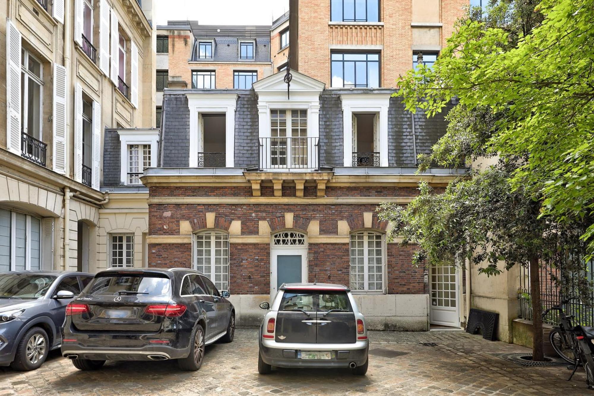 Champs-Elysees - 2Br With Balcony - Cityapartmentstay Paris Bagian luar foto